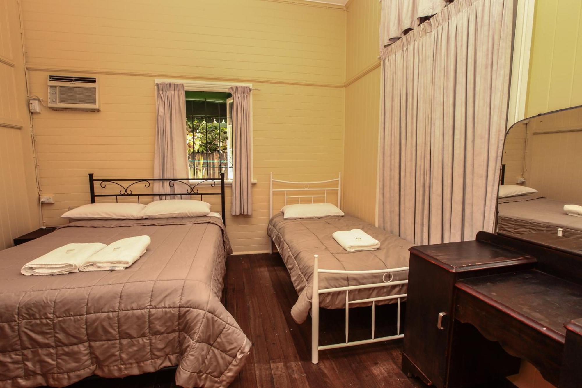 Ryan'S Rest Boutique Accommodation Cairns Oda fotoğraf